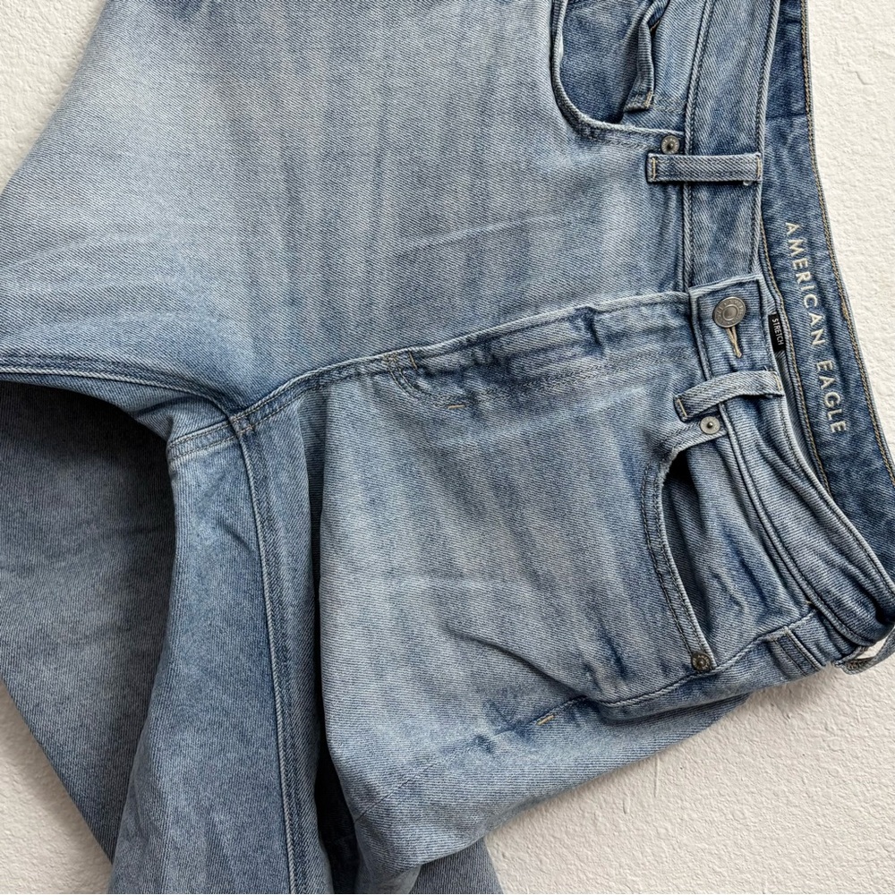 American Eagle AE Mom Straight Jean stretch Women's Jeans size 6 short - Picture 9 of 12